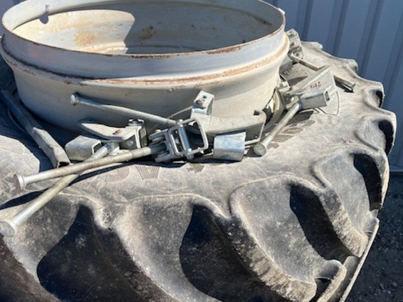 650/65R42 540/65R 30 & 650/65R42