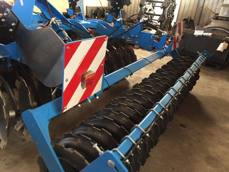 ZAGRODA DH 300 / 3 m, Kurz, auf Wunsch mit Crosskillwalze