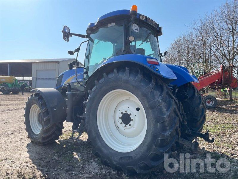 New Holland T6090