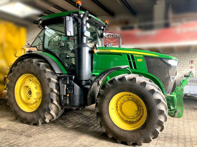 John Deere 7290R