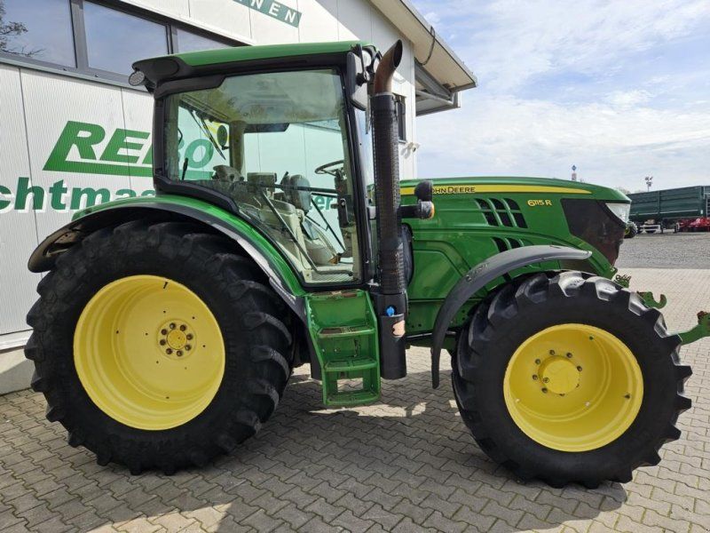 John Deere 6115R