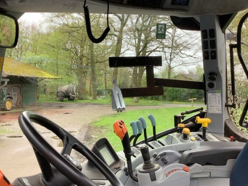 New Holland T 7.165 S Range Command