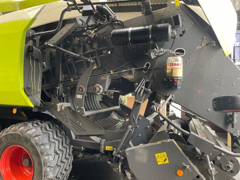 Claas Quadrant 5300 FC