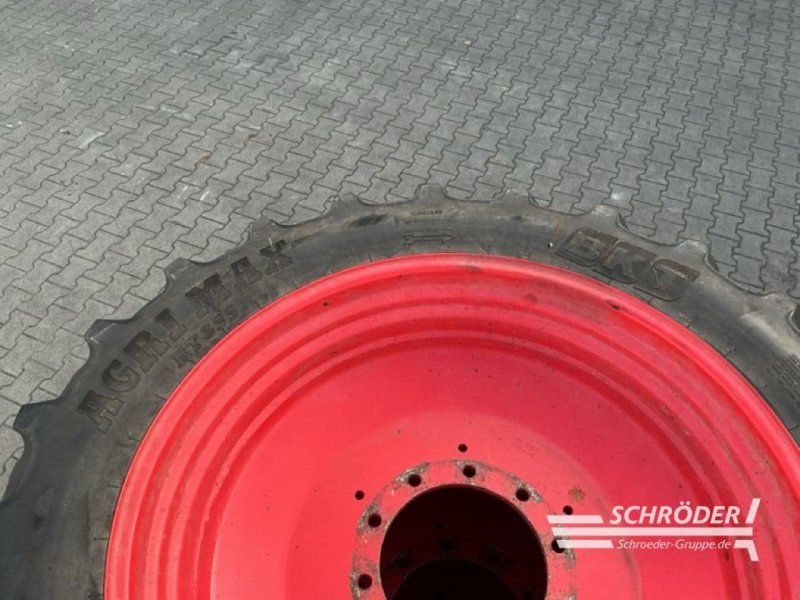 BKT PFLEGERÄDER 320/85 R38 / 380/90 R50