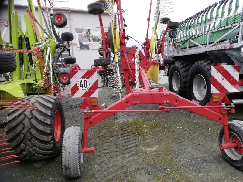 Pöttinger EUROTOP 801 A MULTITAST