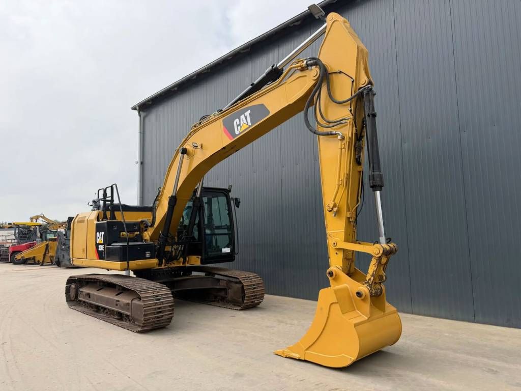 CAT 320E L