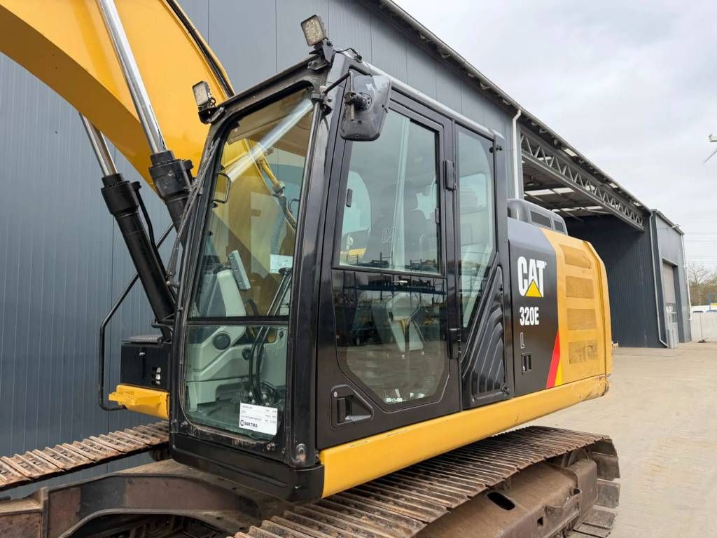 CAT 320E L