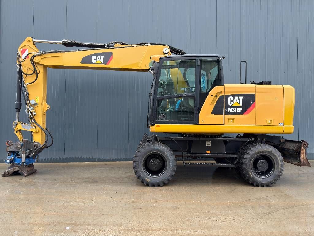 CAT M318F