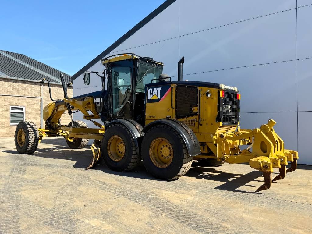 CAT 140M AWD - Joystick Control / 3 Tine Ripper
