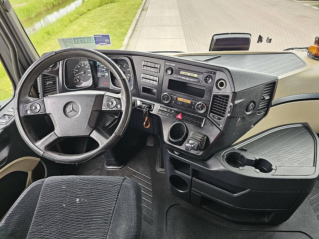 MERCEDES-BENZ ACTROS 1845 LS