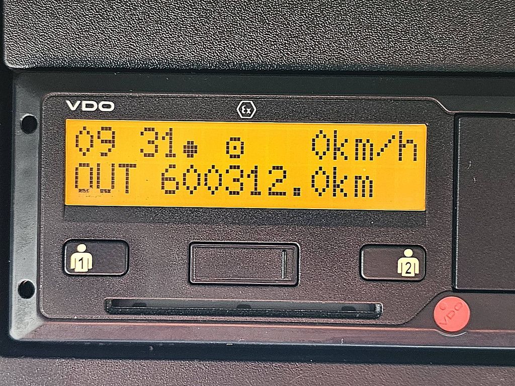 MERCEDES-BENZ ACTROS 1845 LS