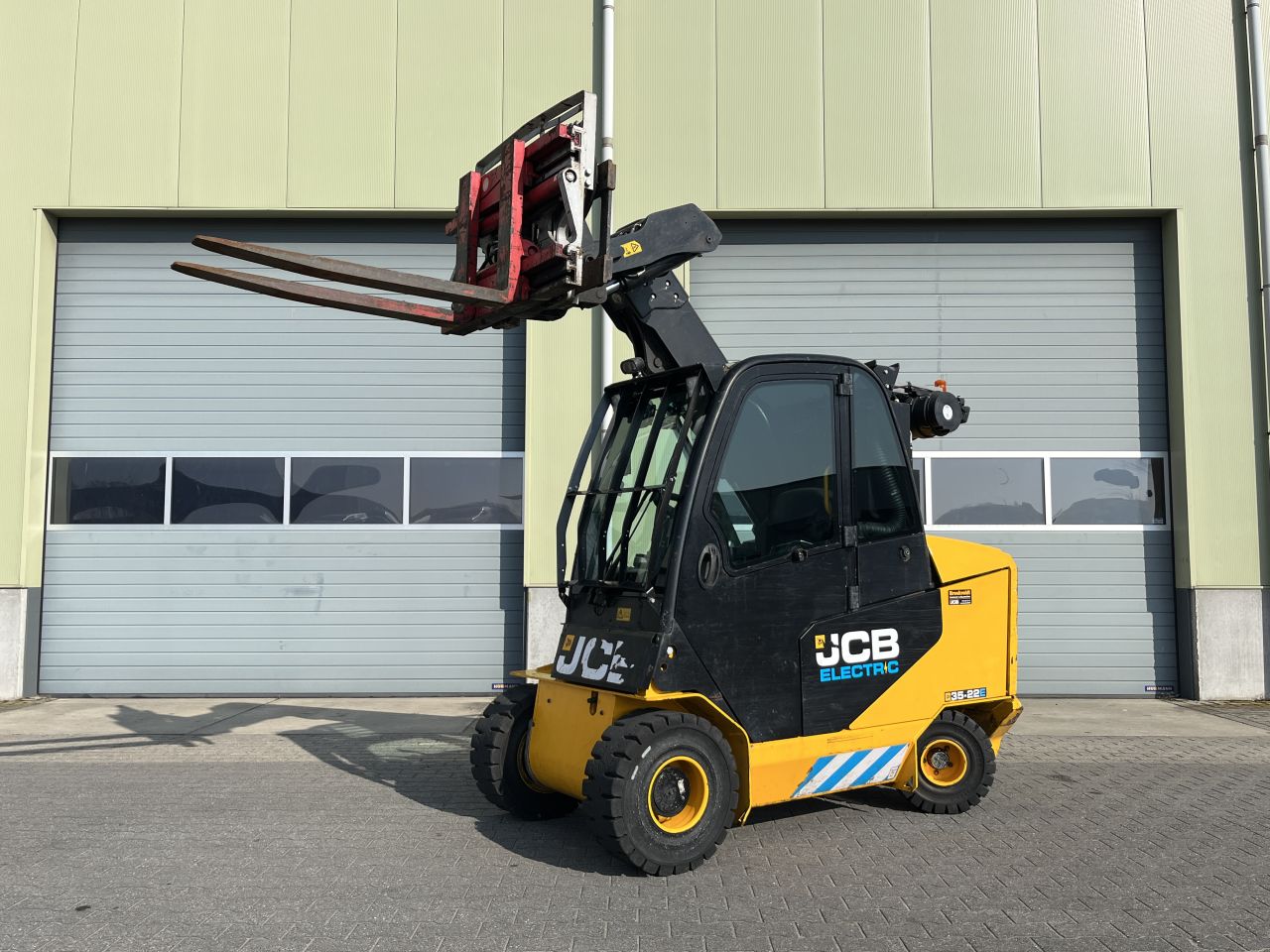 Elektrische JCB Teletruk 35-22E Heftruck 3.5 ton Free Lift 4 mt