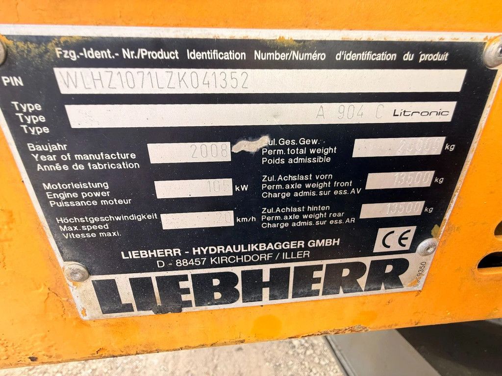 Liebherr A904C