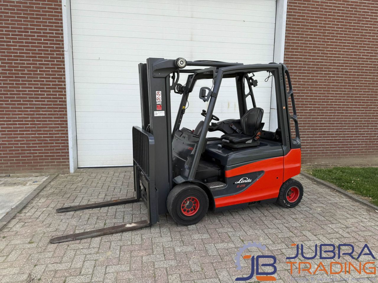 Linde E25-01 Electric Forklift | 2020 | 9862H | 2.5T | 4.8M