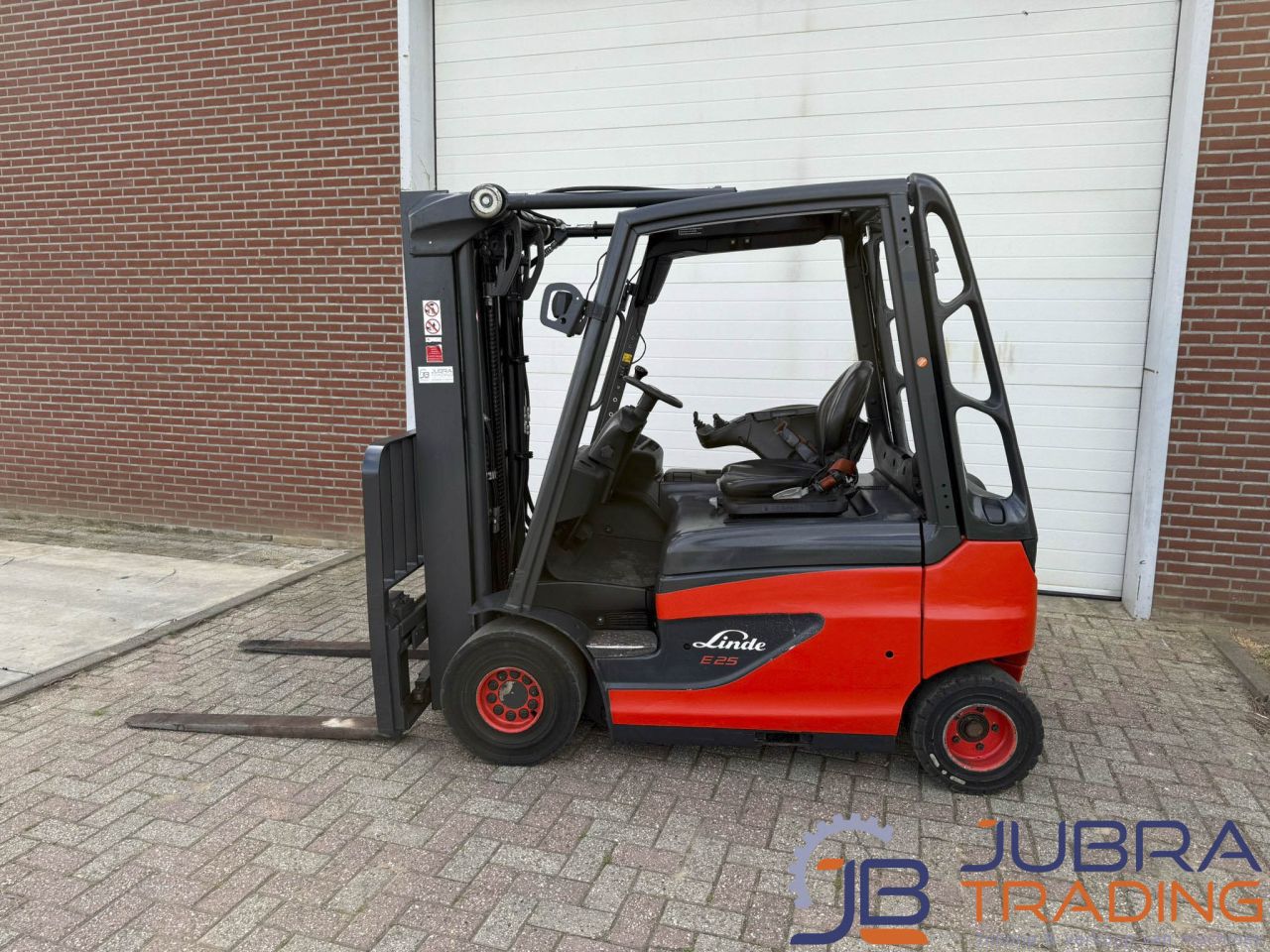 Linde E25-01 Electric Forklift | 2020 | 9862H | 2.5T | 4.8M