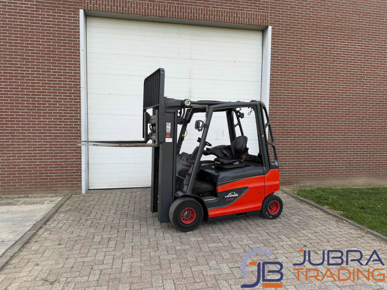 Linde E25-01 Electric Forklift | 2020 | 9862H | 2.5T | 4.8M