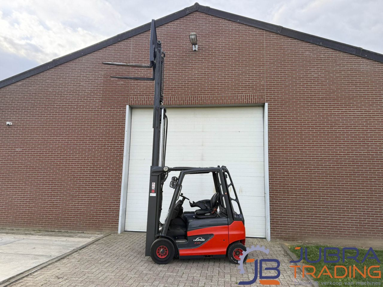 Linde E25-01 Electric Forklift | 2020 | 9862H | 2.5T | 4.8M