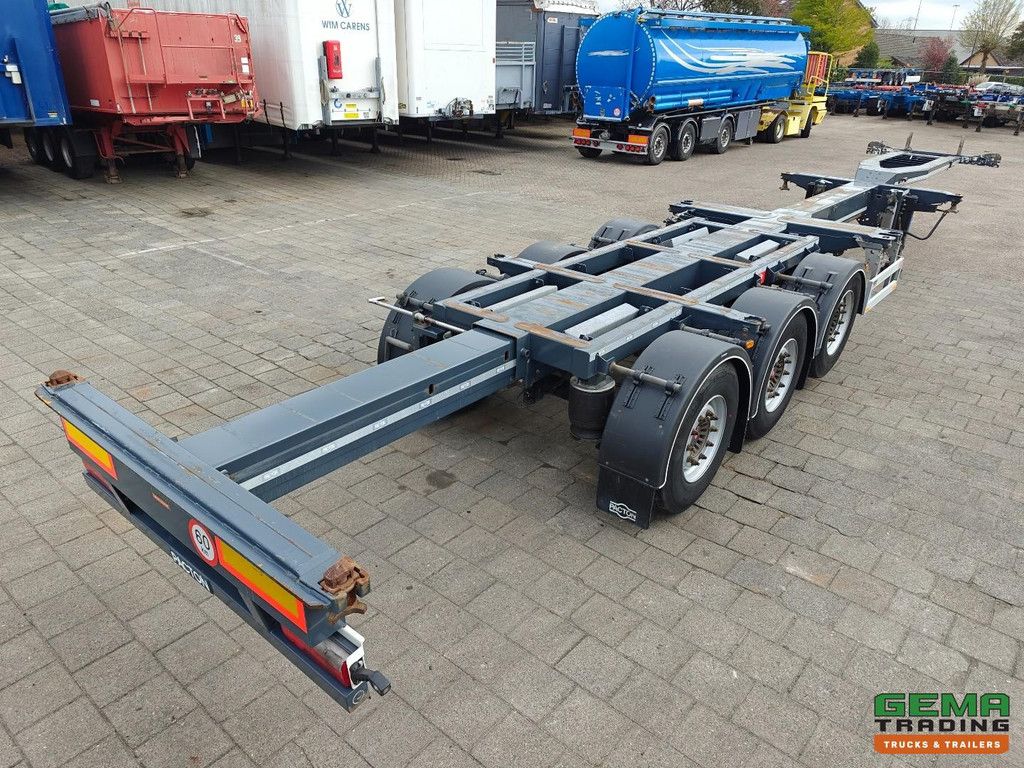 Pacton TXC343 Multi - 3-fach ausziehbar - Liftachse - Für alle Containertypen geeignet - SAF-Scheibenbremsen - 4890 kg