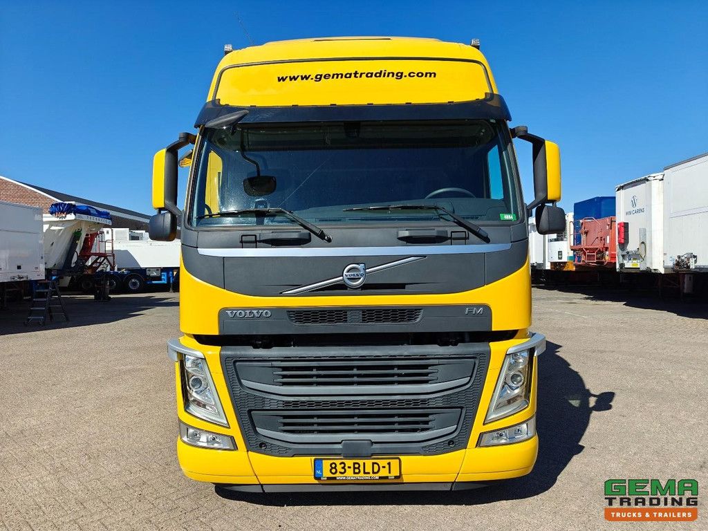 Volvo FM 370 4x2 Globetrotter (5 Seats) Euro6C - RoelofsenOpbouw - Camper / Office - Full Air Conditioning - Air Conditioning - Electric Sliding Door - TOP!