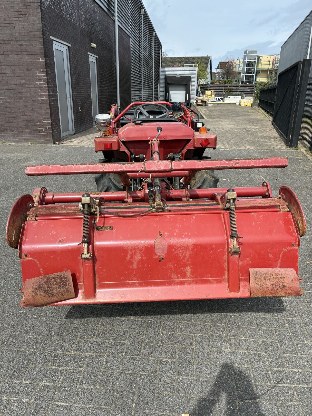 Mitsubishi mt165 met voorlader