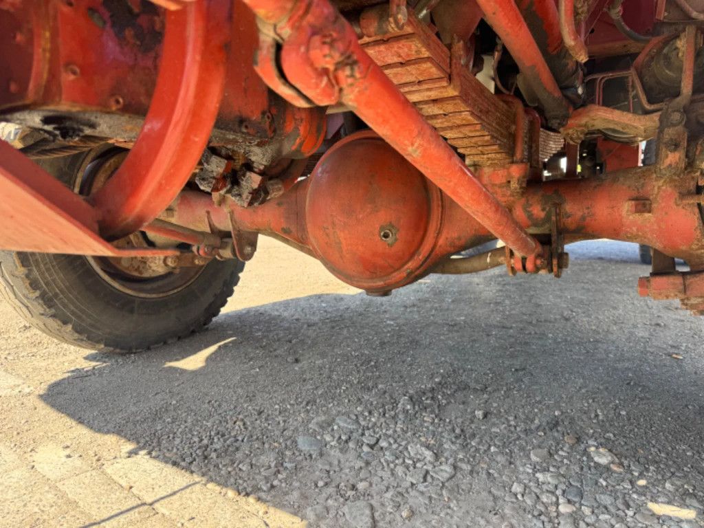 Saviem SM8 **4x4-WATERTANK + PUMPS**