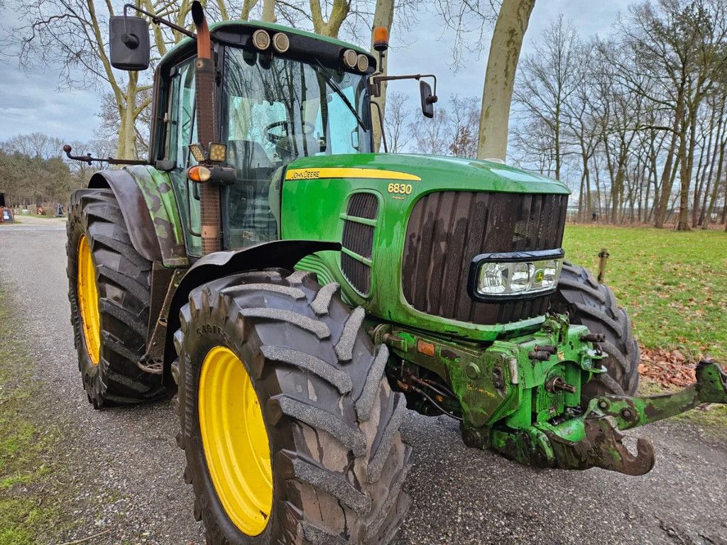 John Deere 6830 Premium Auto Power mit FZW Front-pto