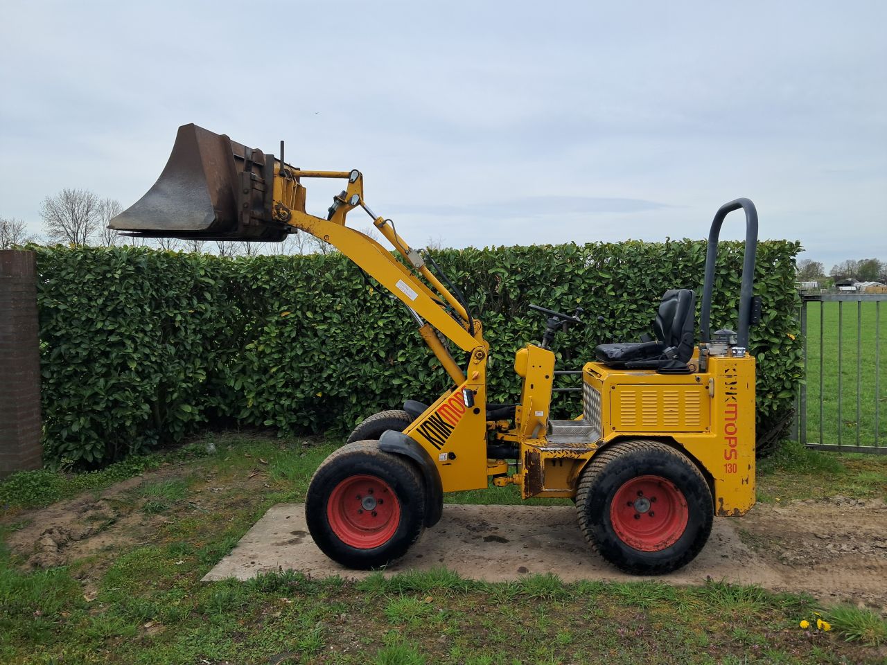 Knikmops 130 ( Bj 2011 ) Kniklader / Kubota / Shovel / Loader