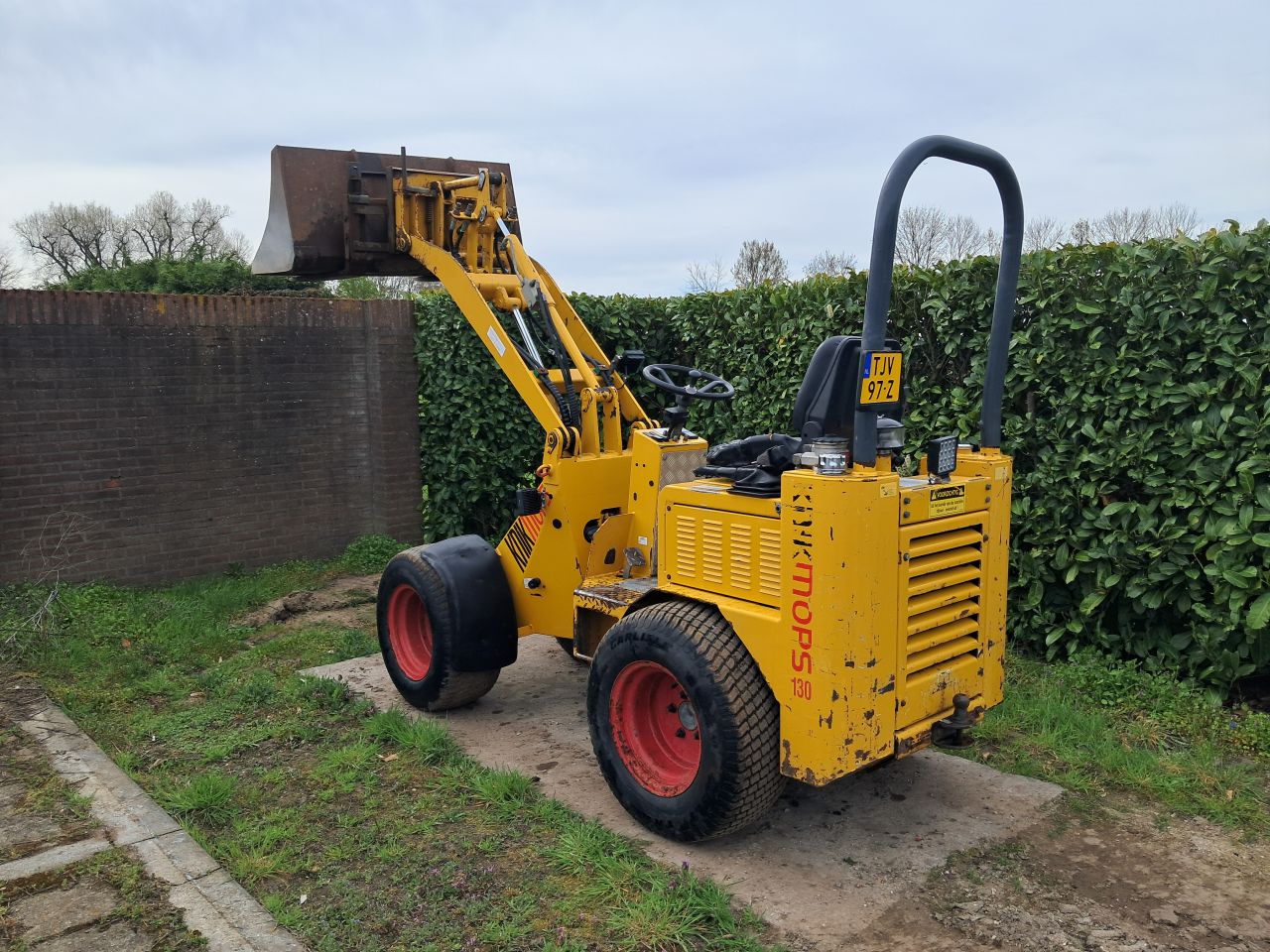 Knikmops 130 ( Bj 2011 ) Kniklader / Kubota / Shovel / Loader