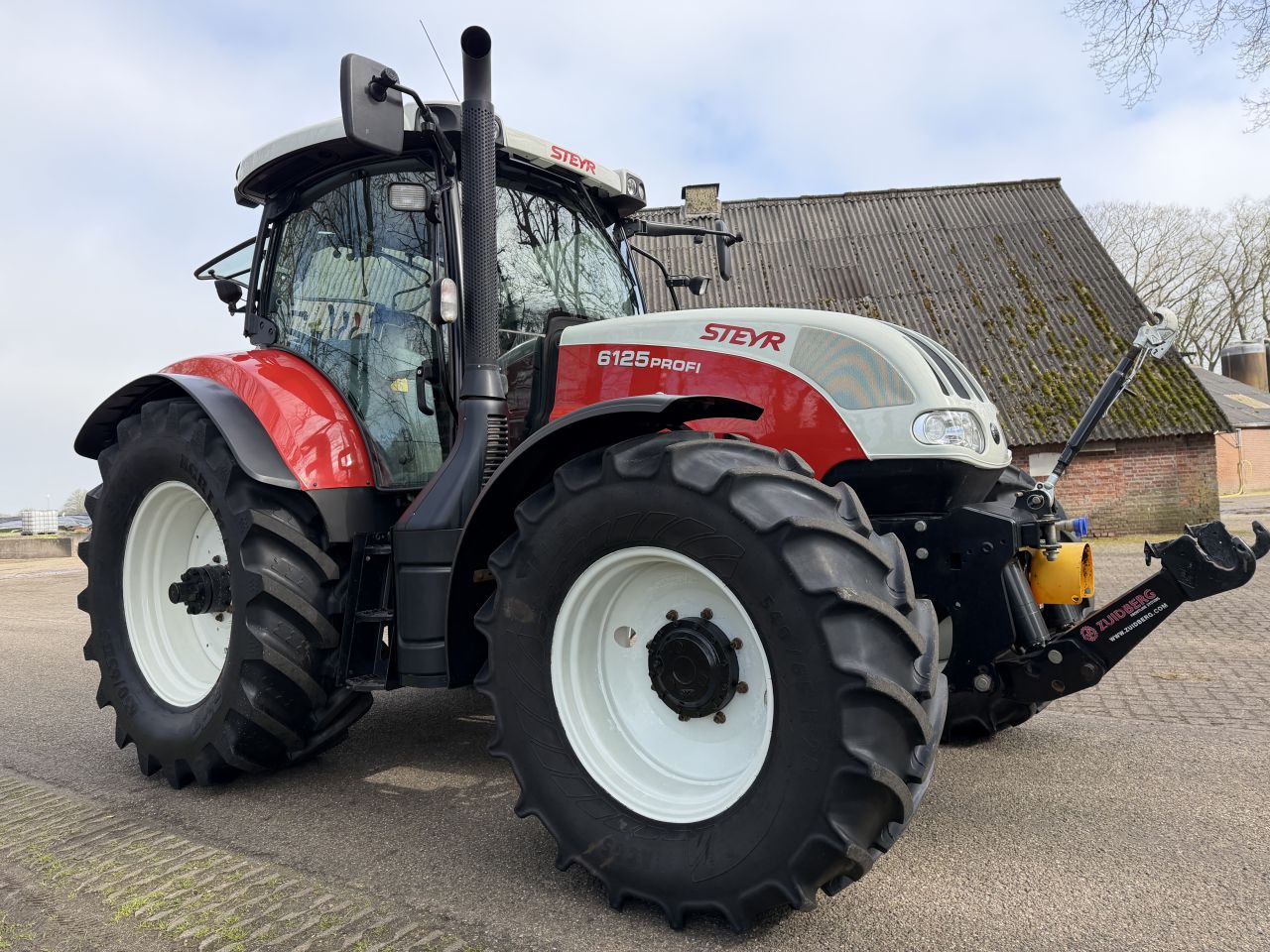 Steyr Profi 6125