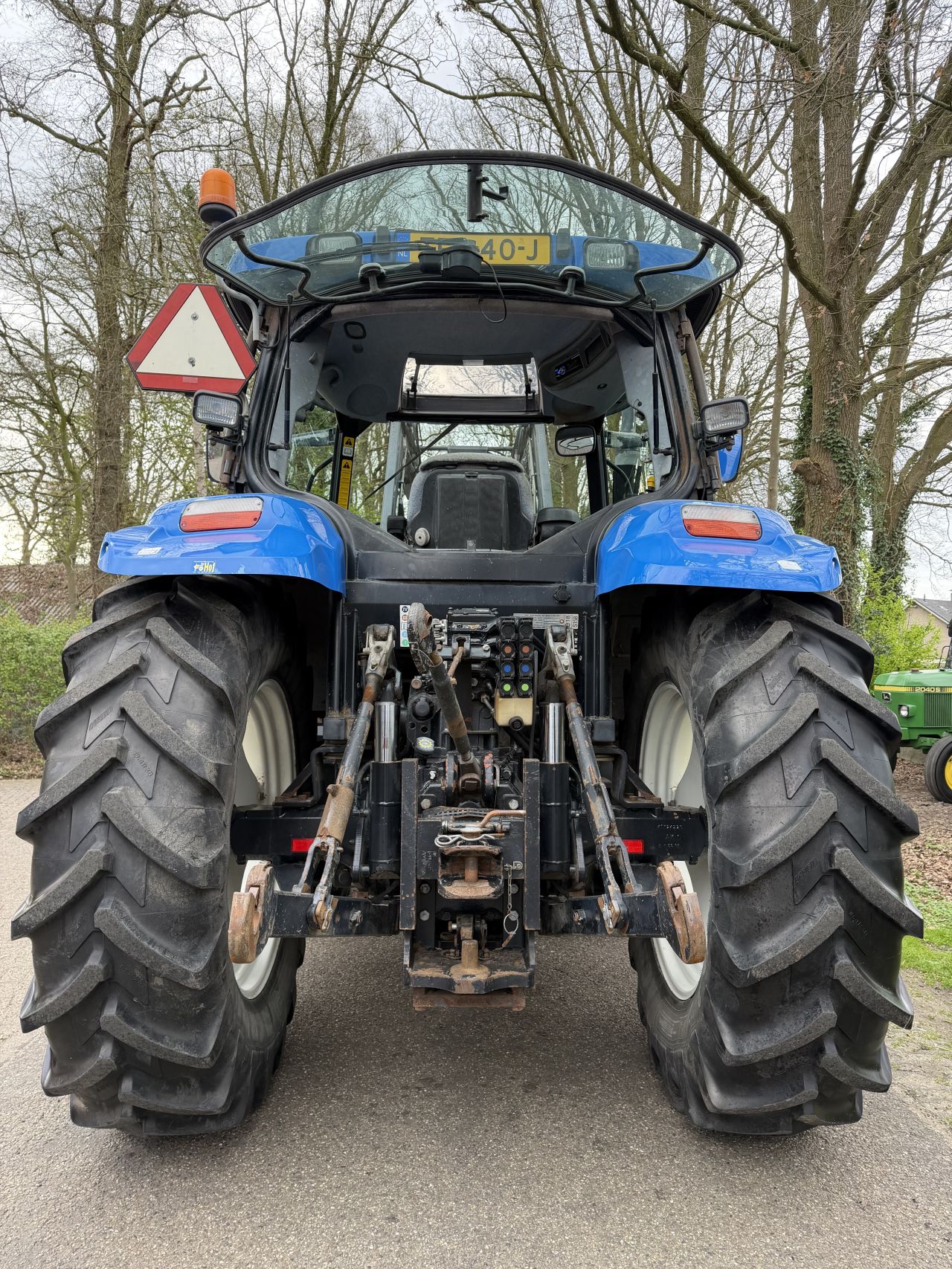 New Holland TS100A Plus