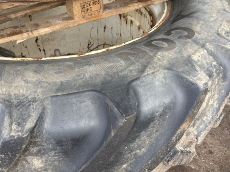 Continental 710/70-42   520/85-46 520/85-46  710/70-42