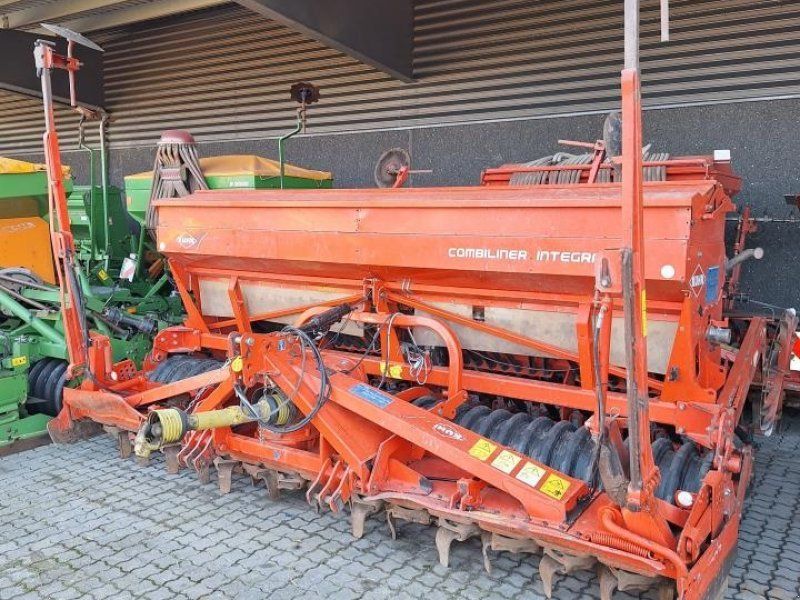 Kuhn HR4003D/INTEGRA GII