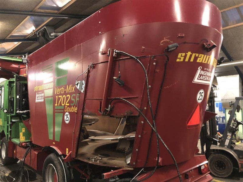 Strautmann Verti-Mix SF1702  Selvkørende blander