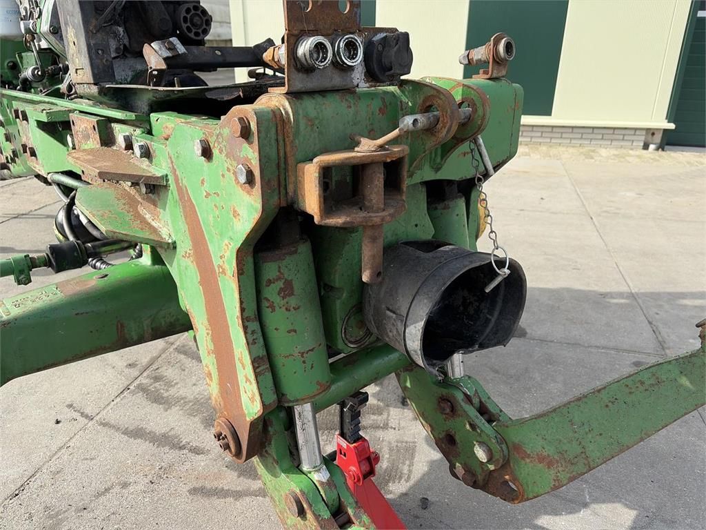 John Deere 7000- 10 Series