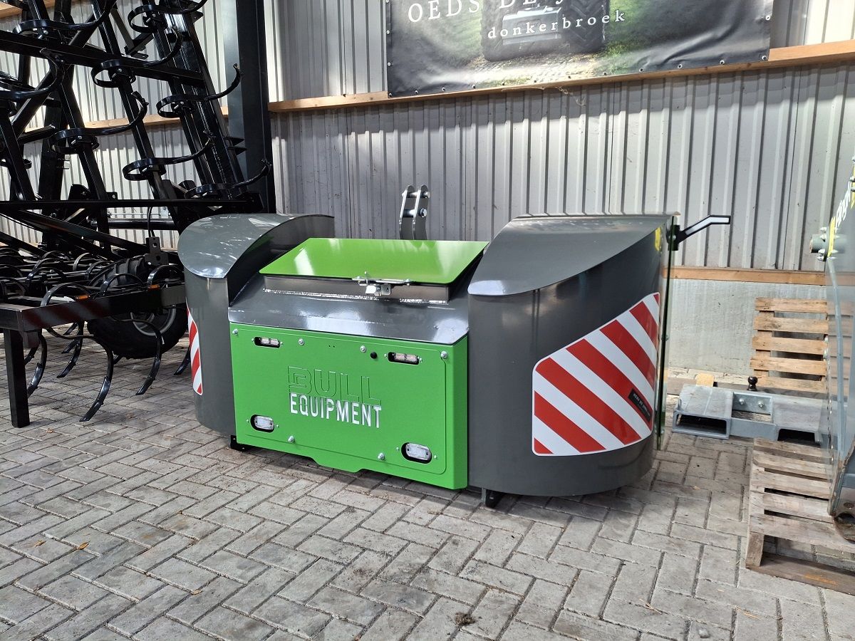 Bull Equipment frontgewicht, 3000KG, BJ2026, Nieuw!