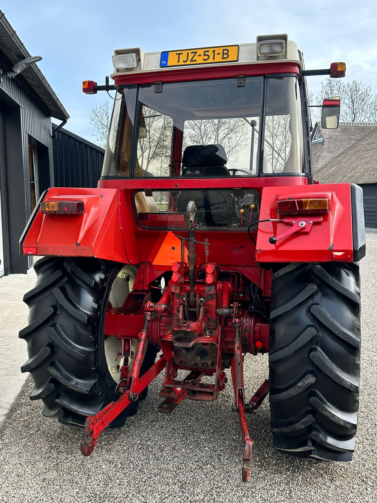 International 745 xl 745