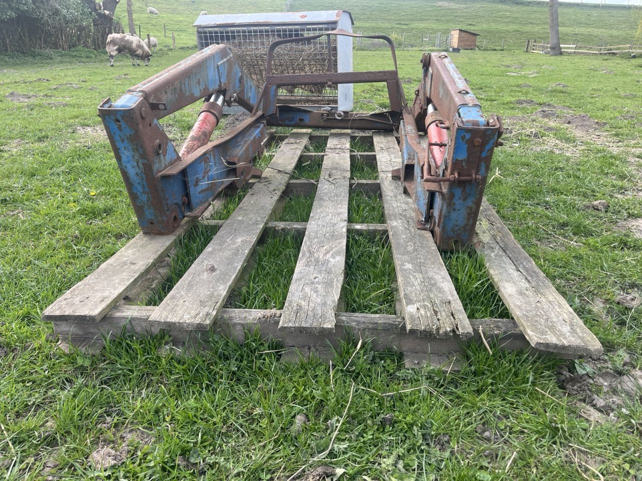 Voorlader Mil voor o.a. Ford 4610