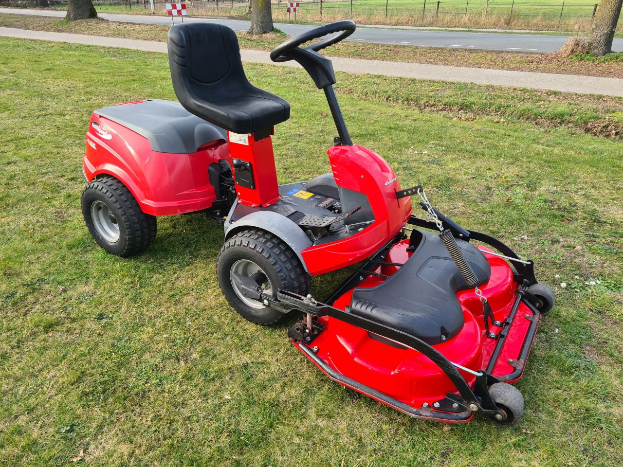 Castelgarden XK4 160 HD frontmaaier hydrostaat 4X4.