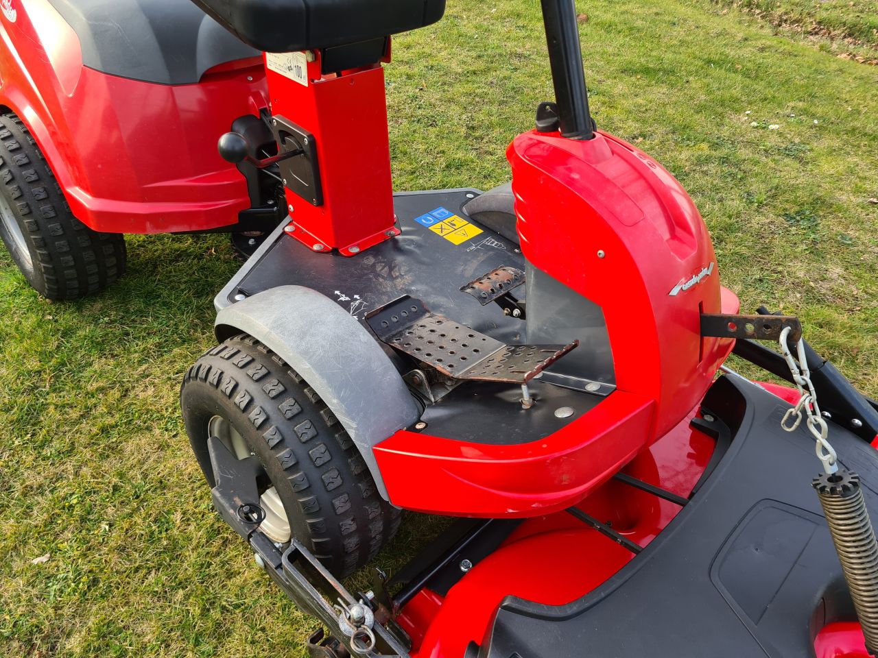 Castelgarden XK4 160 HD frontmaaier hydrostaat 4X4.