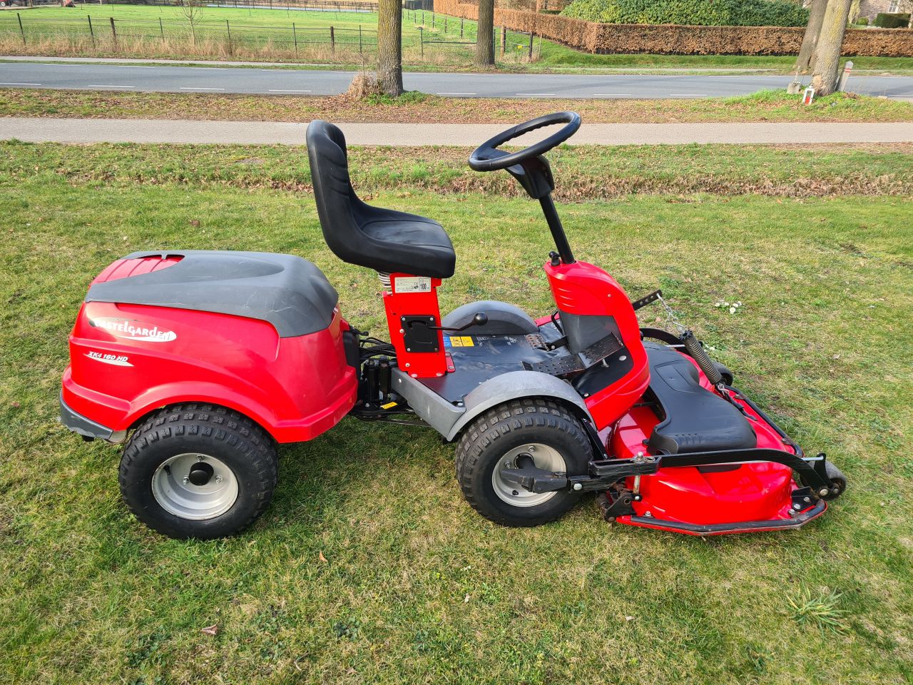 Castelgarden XK4 160 HD frontmaaier hydrostaat 4X4.