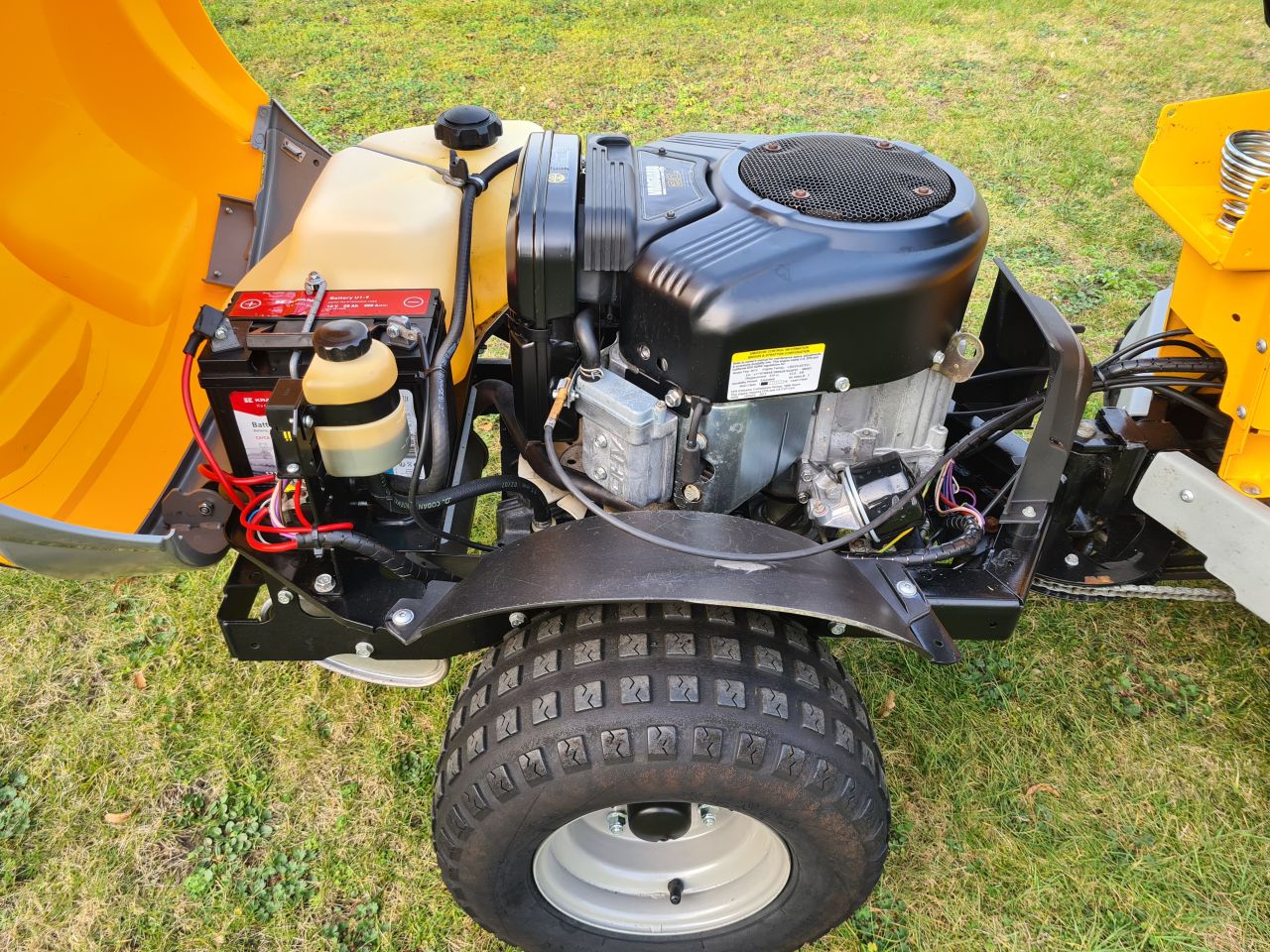 Stiga park Excellent frontmaaier hydrostaat 2 cilinder Vanquard.