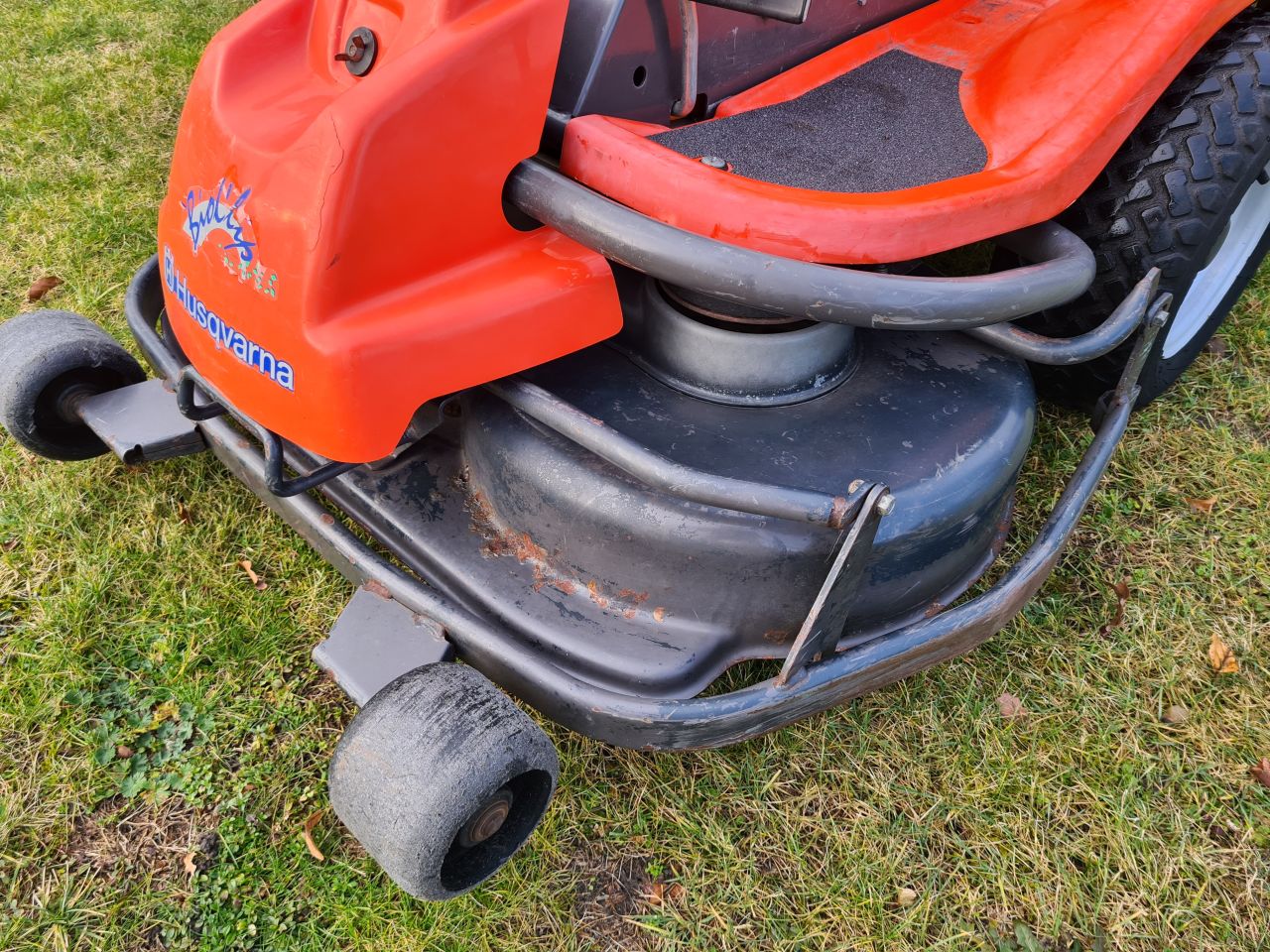 Husqvarna Rider 13 hydrostaat frontmaaier mulch maaier.