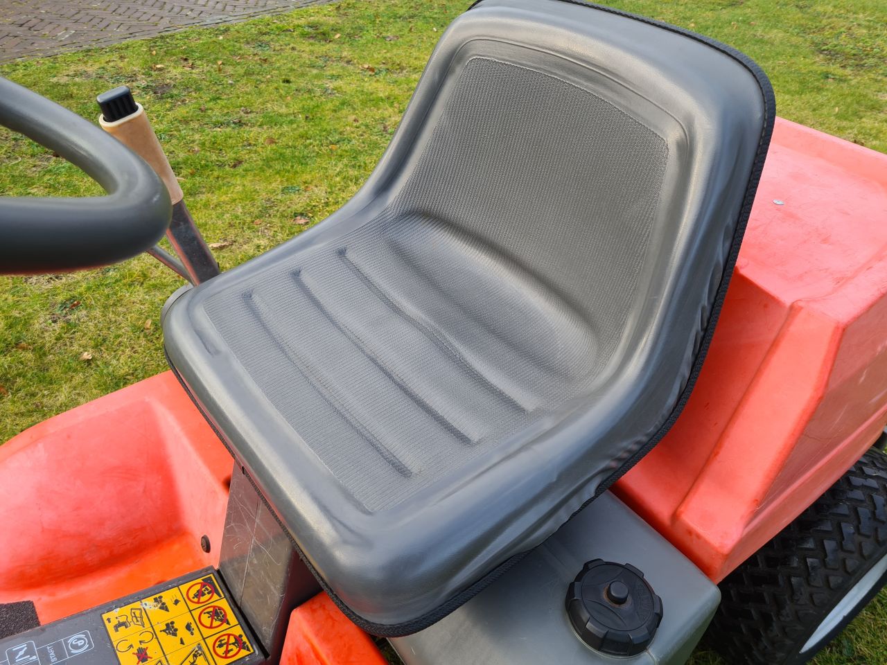 Husqvarna Rider 13 hydrostaat frontmaaier mulch maaier.