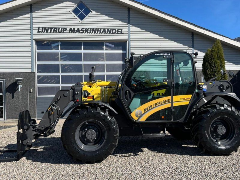 New Holland TH 9.35 BEMÆRK KUN 26 timer. Ny overgemt maskine til de helt rig