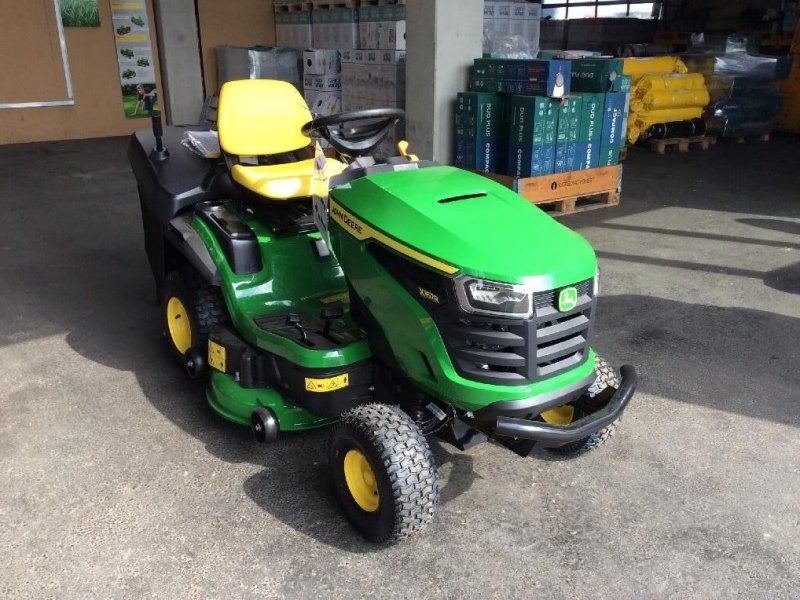 John Deere X167R