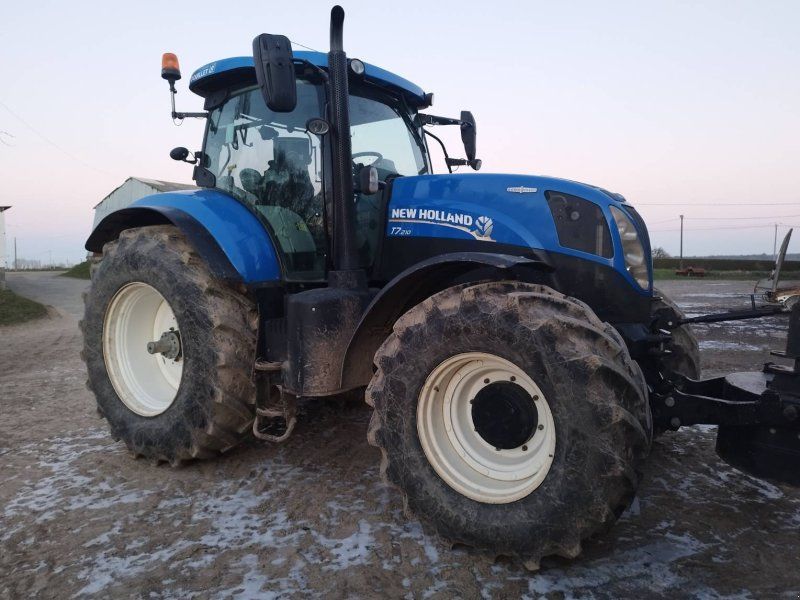 New Holland T7 210 AC