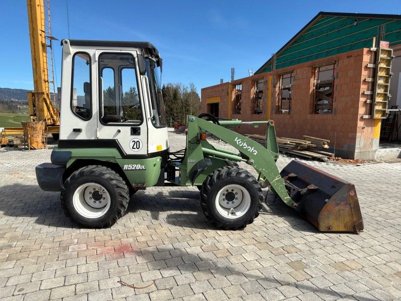 Kubota R 520