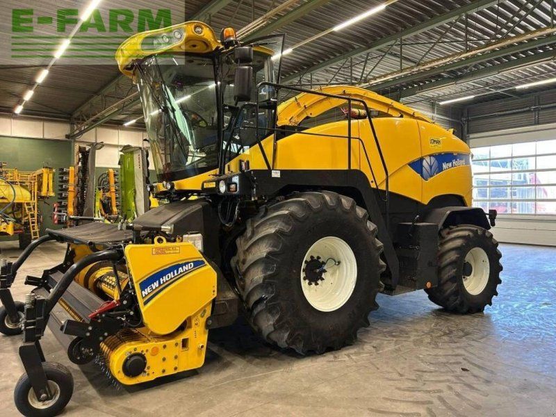 New Holland fr 9060