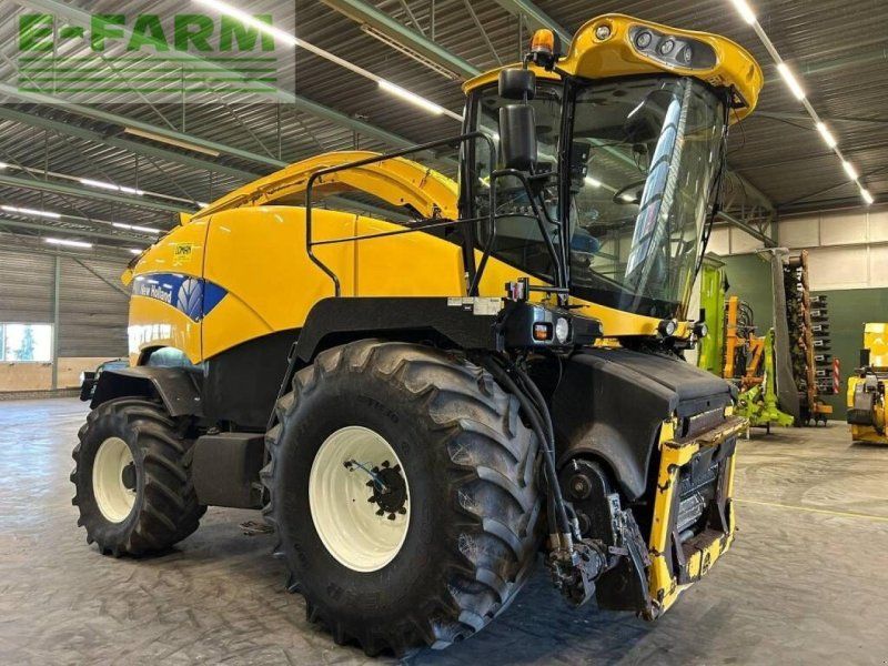 New Holland fr 9060
