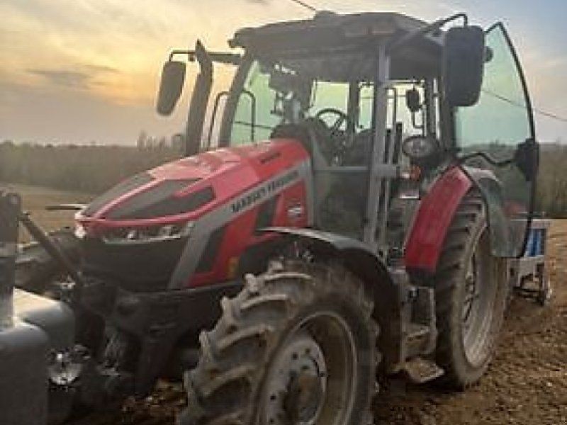 Massey Ferguson 5S 135